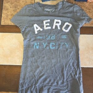 Aeropostale Gray Graphic Tee